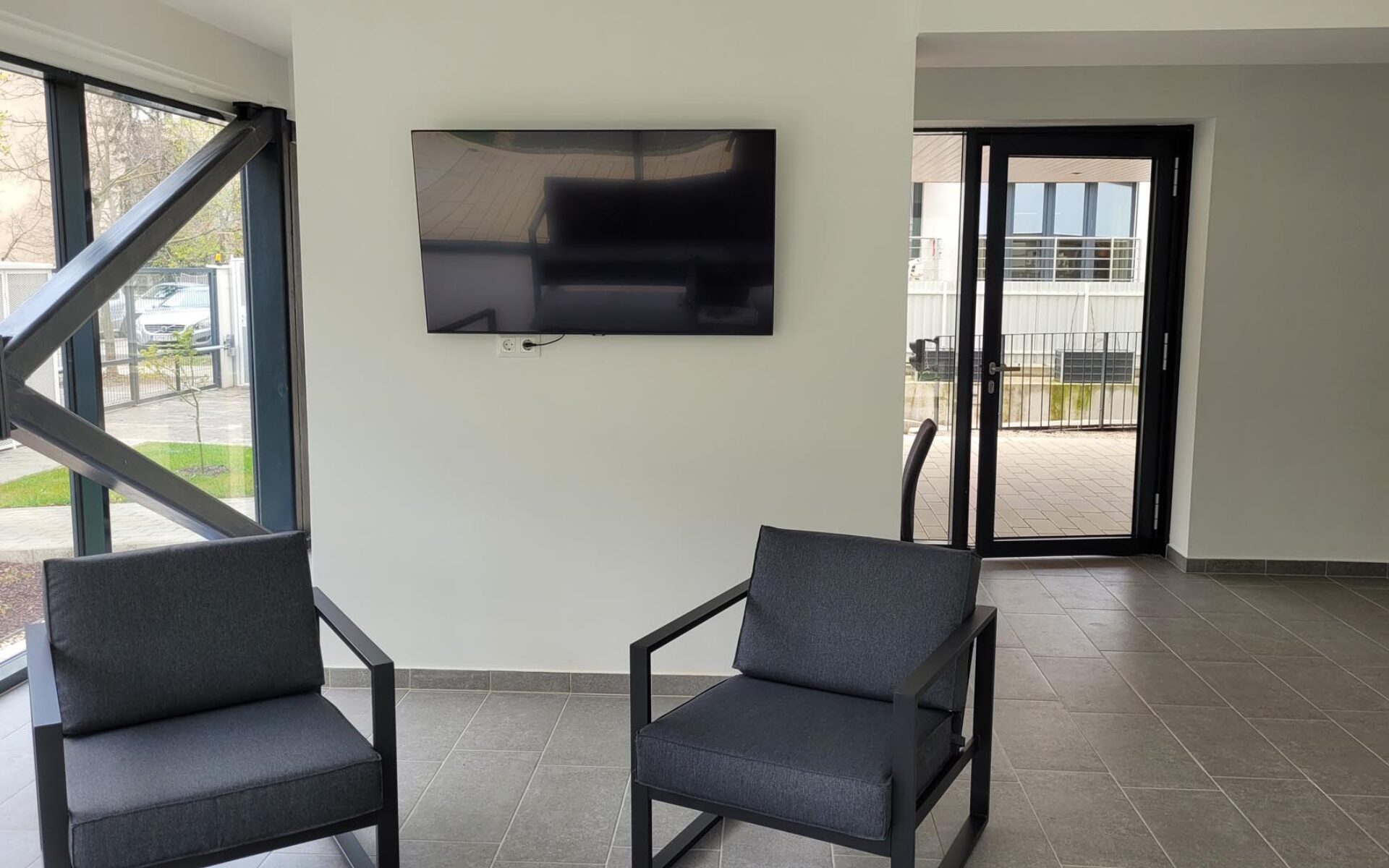UNI House Hatvani Office